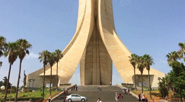 مقام الشهيد في الجزائر - اجمل الاماكن السياحية في الجزائر العاصمة