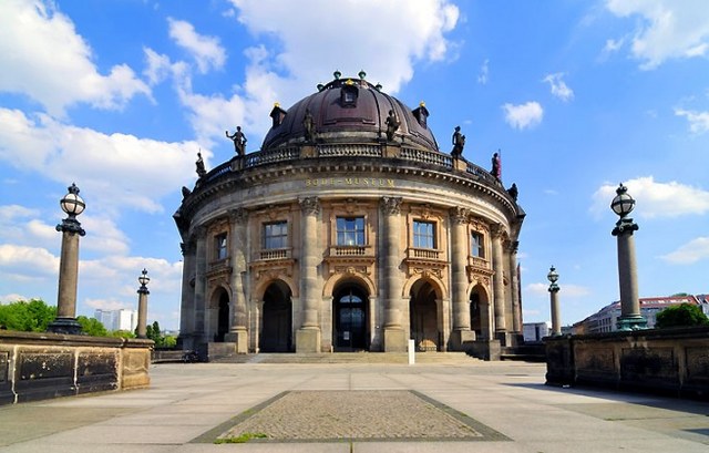 متحف بوده برلين - الاماكن السياحية في برلين
