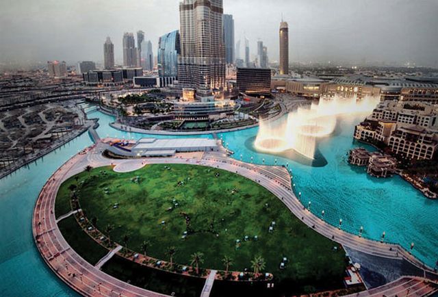 حديقة برج خليفة - الحدائق في دبي