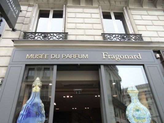 متحف العطور باريس