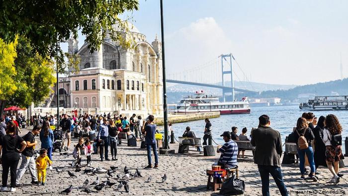 التنقل في شوارع اسطنبول