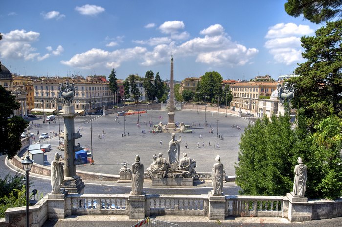 ساحة بوبولو في روما مناطق سياحية في روما