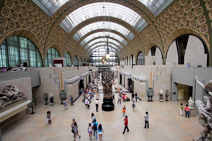 متحف أورسيه بباريس