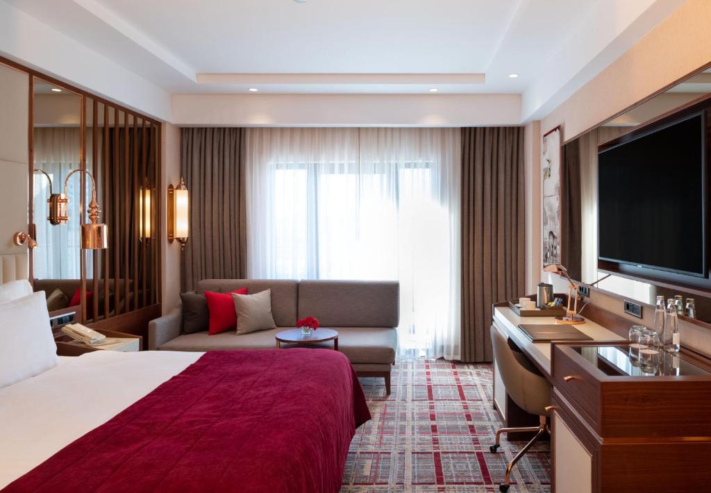 the-best-five-star-taksim-istanbul-hotels