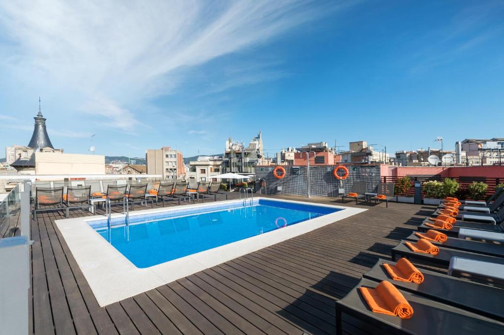افضل فنادق برشلونة 3 نجوم | تقييم متوسط بخدمات ممتازة
