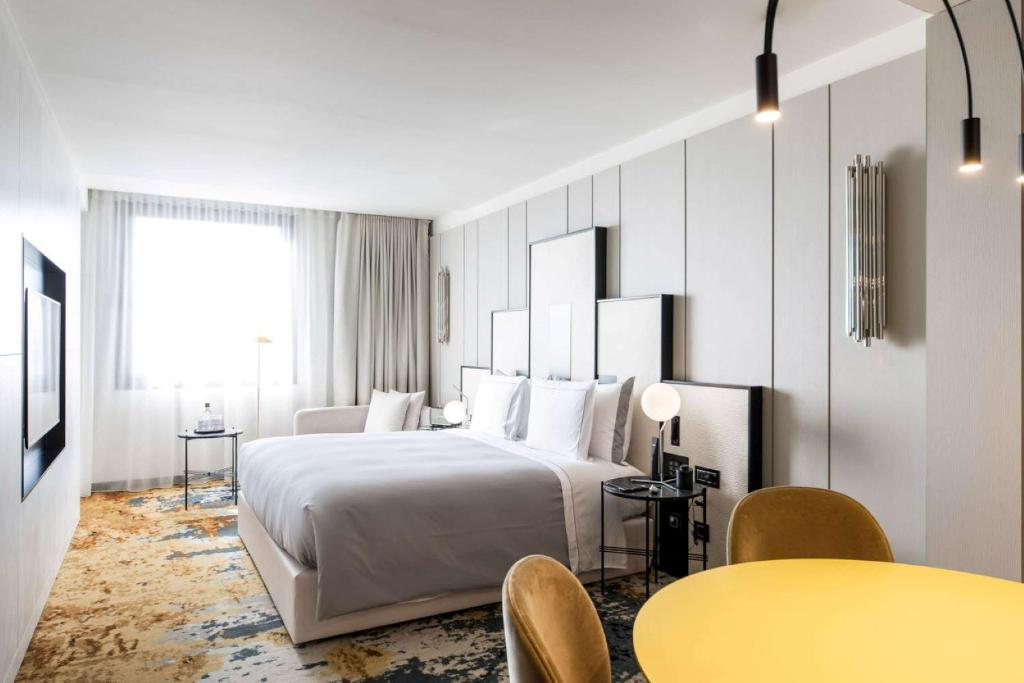 فندق صوفيا برشلونة | فنادق 5 نجوم في برشلونة
